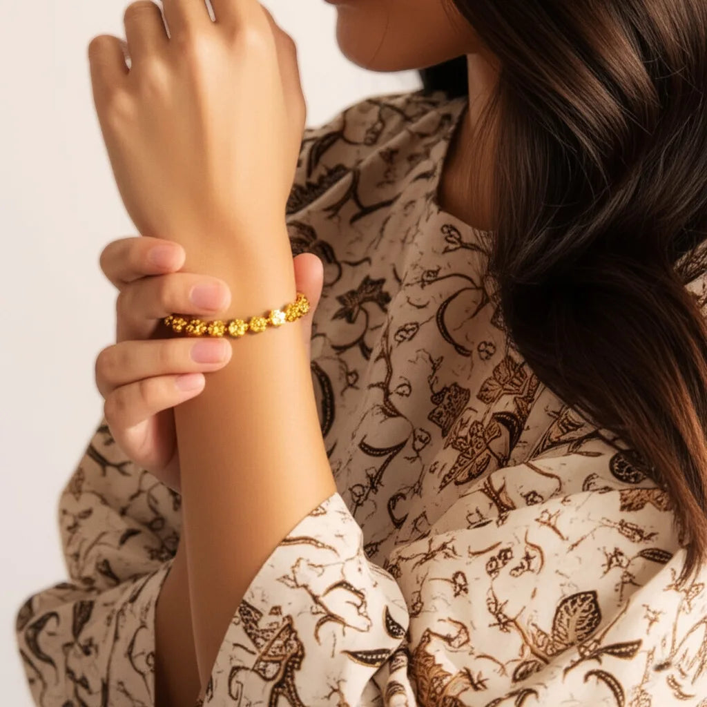 Golden Bloom Stretch Bracelet – Handmade in Bali