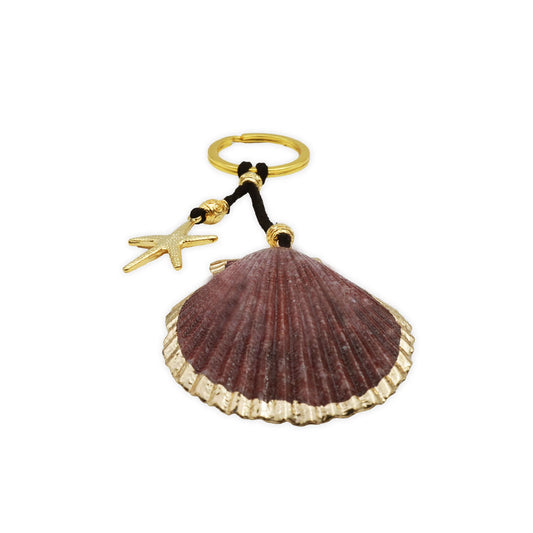 Golden Scallop Shell Keychain in 18K Gold-Plated finish – Front view showing beach-inspired shell design, elegant and lightweight accessory for coastal style lovers
