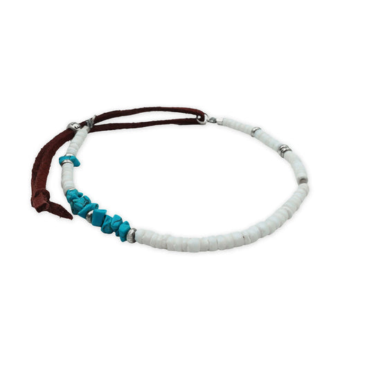 Front view of the Ocean Spirit Sliding Knot Anklet handmade in Bali. Natural shell and bead details with an adjustable sliding knot for a coastal boho style.