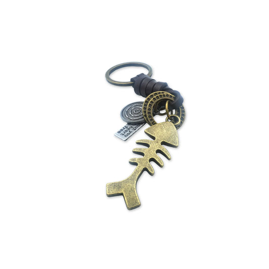 Rustic Fishbone Keychain – Handmade Vintage-Inspired Keychain with Antique Metal Detailing, Perfect for Everyday Coastal Style and Unique Accessory Appeal.